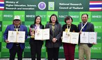 ผลงานสิ่งประดิษฐ์ของนักวิจัยไทยได้รับรางวัล JDIE Grand Award 